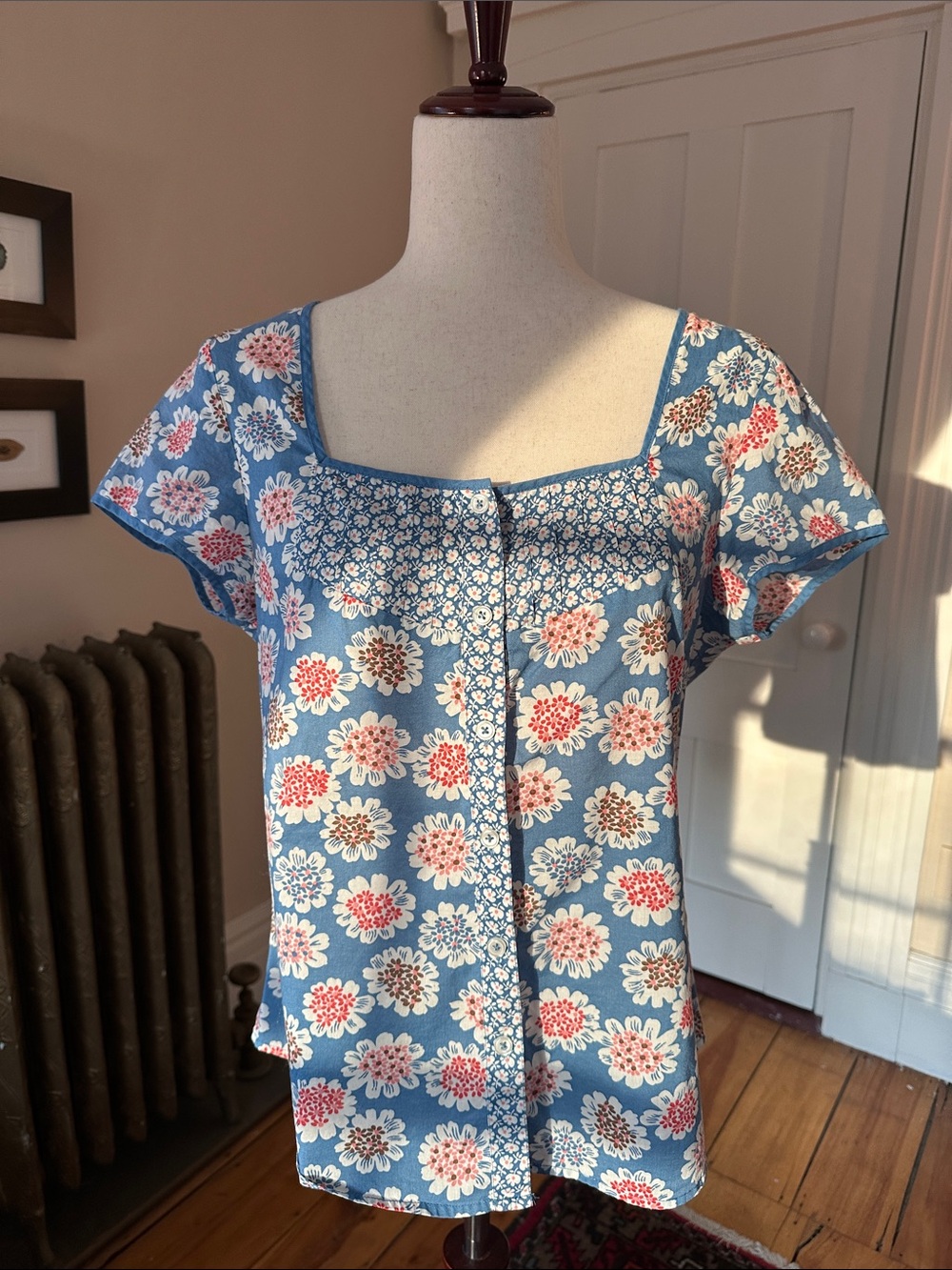 Boden Blue Floral Square-Neck Button-Front Blouse